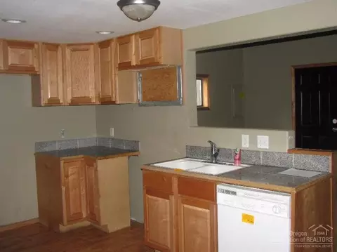16237 Dyke Rd, La Pine, OR 97739 photo 9