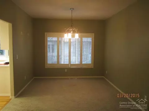 60828 Willow Creek Loop, Bend, OR 97702 photo 8
