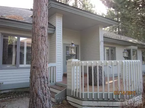 60828 Willow Creek Loop, Bend, OR 97702 photo 2