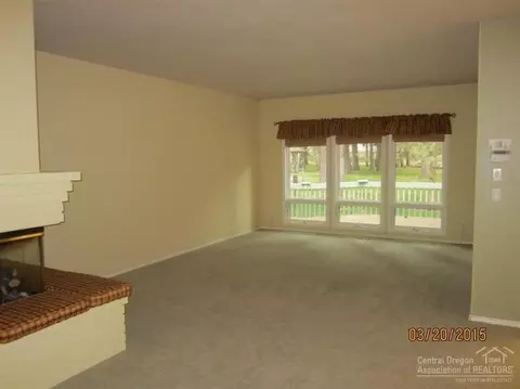 60828 Willow Creek Loop, Bend, OR 97702 photo 11