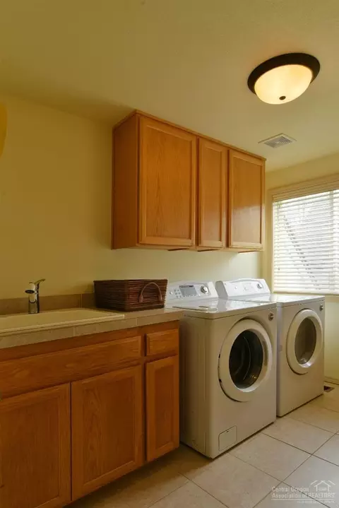 21015 Wilderness Way, Bend, OR 97702 photo 18
