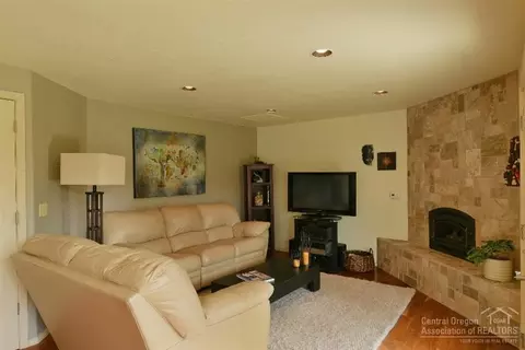 21015 Wilderness Way, Bend, OR 97702 photo 7