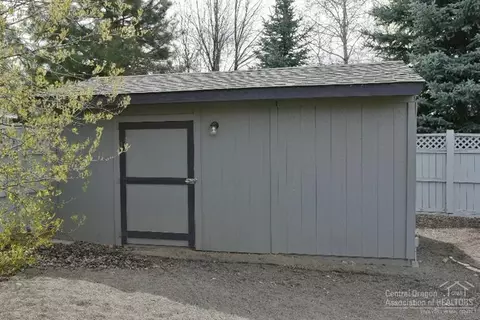 21015 Wilderness Way, Bend, OR 97702 photo 19