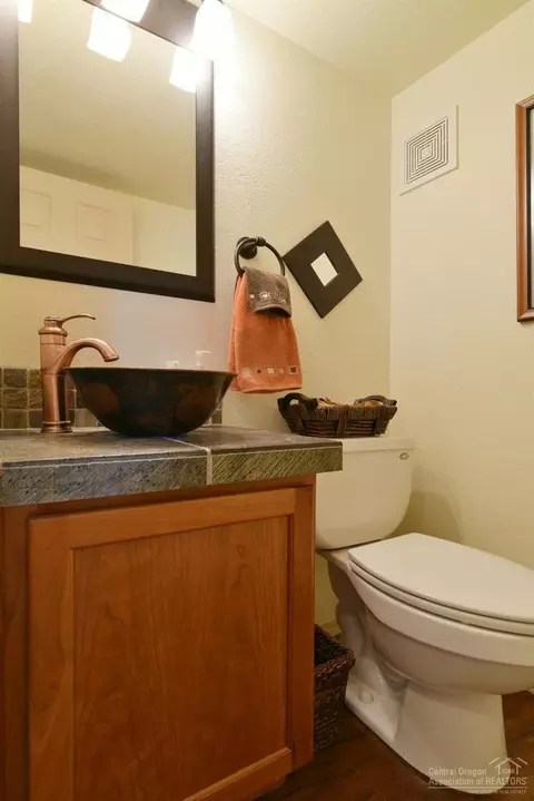 21015 Wilderness Way, Bend, OR 97702 photo 12