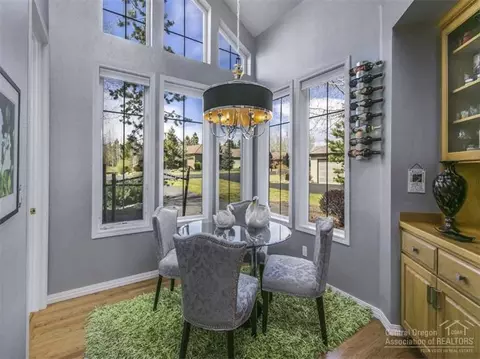 62005 Fall Creek Loop, Bend, OR 97702 photo 6