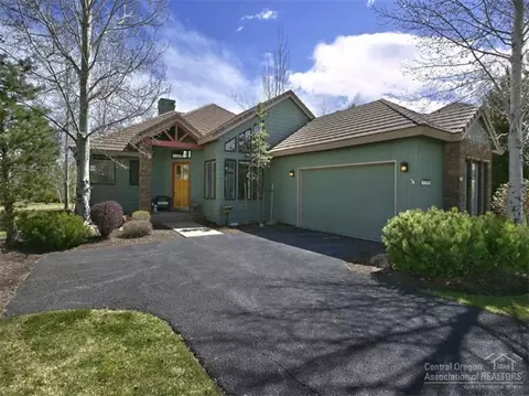 62005 Fall Creek Loop, Bend, OR 97702 photo 1