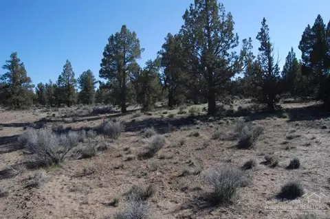 62910 Waugh Rd, Bend, OR 97702 photo 4