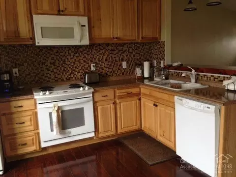 803 Scenic Loop, Culver, OR 97734 photo 10