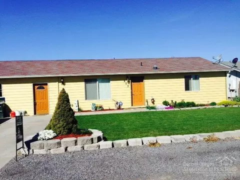 803 Scenic Loop, Culver, OR 97734 photo 2