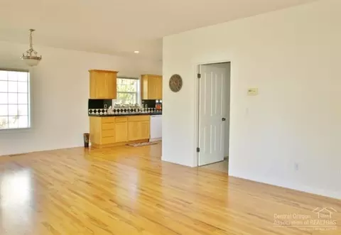 62646 Larkview Rd, Bend, OR 97701 photo 7