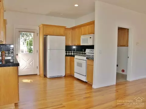 62646 Larkview Rd, Bend, OR 97701 photo 6