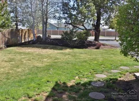 62646 Larkview Rd, Bend, OR 97701 photo 20