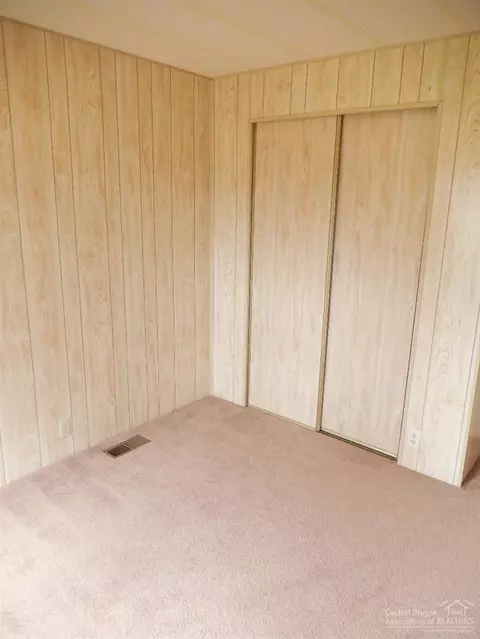 65146 97th St, Bend, OR 97701 photo 9