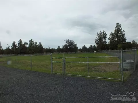 62323 Byram, Bend, OR 97701 photo 17