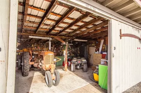 26295 Willard, Bend, OR 97701 photo 17