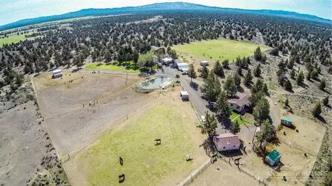 26295 Willard, Bend, OR 97701 photo 8