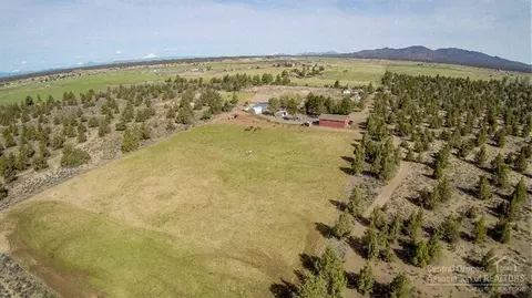 26295 Willard, Bend, OR 97701 photo 7