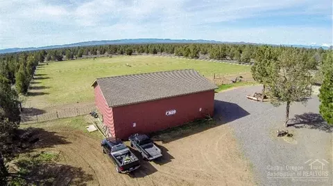 26295 Willard, Bend, OR 97701 photo 5