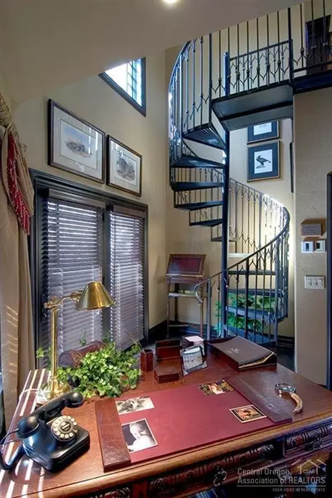 56785 Nest Pine Dr, Bend, OR 97707 photo 15