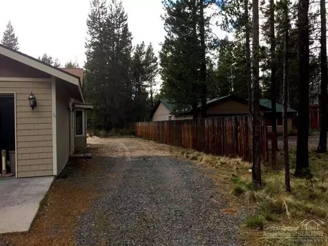 55739 Swan Rd, Bend, OR 97707 photo 3