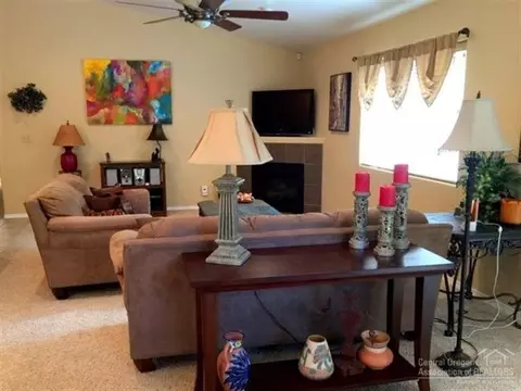 55739 Swan Rd, Bend, OR 97707 photo 9