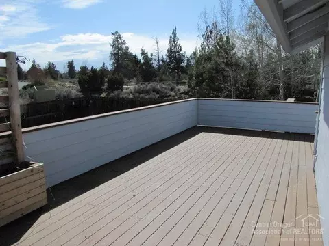 20795 Arago Cir, Bend, OR 97701 photo 15