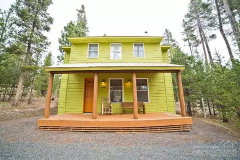 15180 Yellow Pine Loop, Bend, OR 97707 photo 1