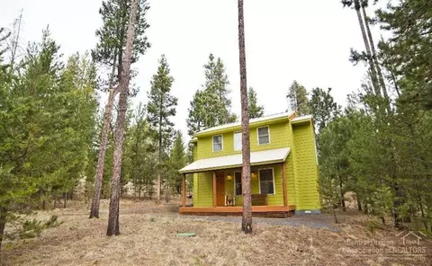 15180 Yellow Pine Loop, Bend, OR 97707 photo 2