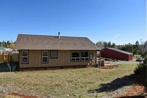 19227 Shoshone Rd, Bend, OR 97702 photo 3