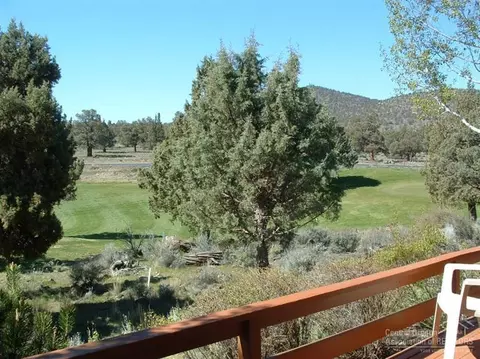 8564 Forest Ridge Loop, Redmond, OR 97756 photo 16