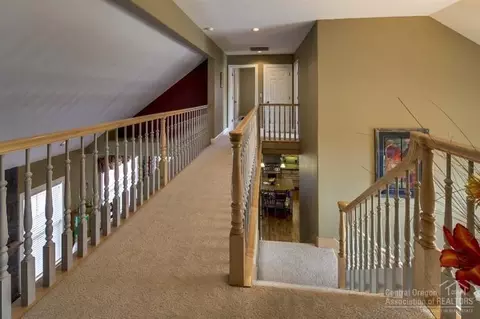 21030 Keller Ct, Bend, OR 97702 photo 13