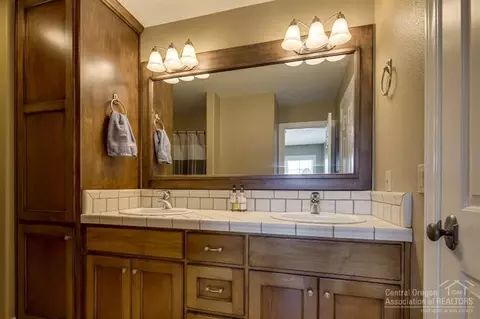 21030 Keller Ct, Bend, OR 97702 photo 15