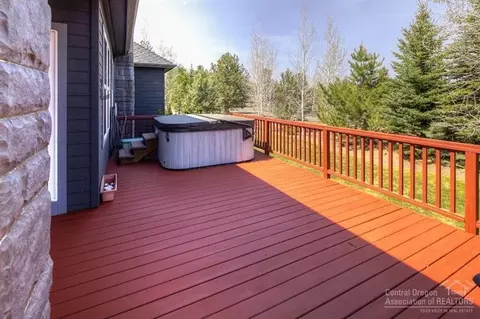 21030 Keller Ct, Bend, OR 97702 photo 22