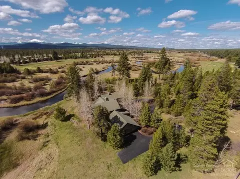 56175 School House, Bend, OR 97707 photo 2