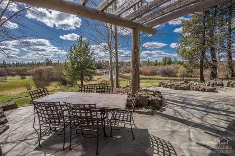 56175 School House, Bend, OR 97707 photo 19