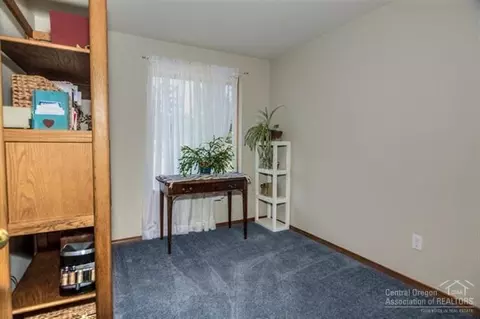 65174 76th St, Bend, OR 97701 photo 12