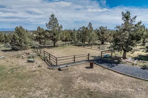 65174 76th St, Bend, OR 97701 photo 16