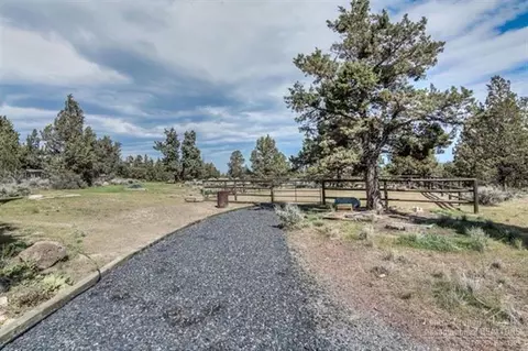 65174 76th St, Bend, OR 97701 photo 20