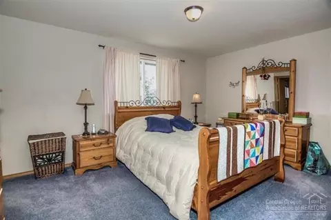 65174 76th St, Bend, OR 97701 photo 10