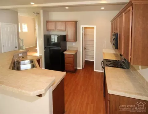 62012 Quail Run Pl, Bend, OR 97701 photo 5