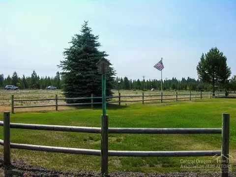 52687 Day Rd, La Pine, OR 97739 photo 16