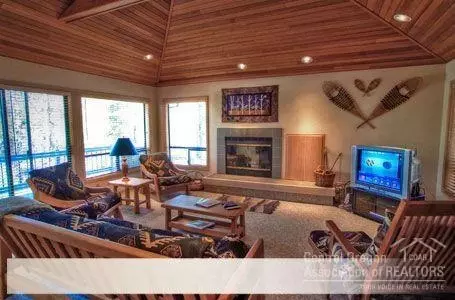 17683 Broken Top Ln, Sunriver, OR 97707 photo 7