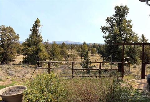 25486 Deer Ln, Bend, OR 97701 photo 17