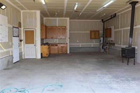 25486 Deer Ln, Bend, OR 97701 photo 21