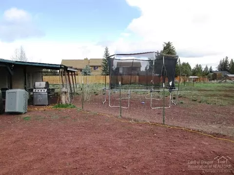 67054 Central St, Bend, OR 97701 photo 8