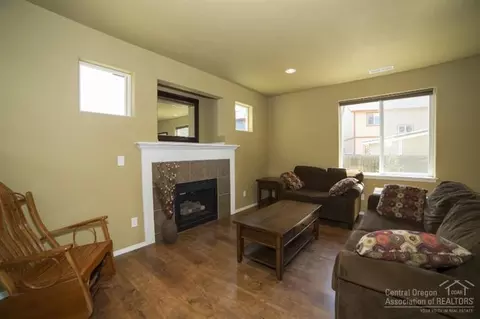 61127 Cone Flower St, Bend, OR 97702 photo 4