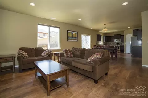 61127 Cone Flower St, Bend, OR 97702 photo 5