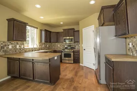 61127 Cone Flower St, Bend, OR 97702 photo 7