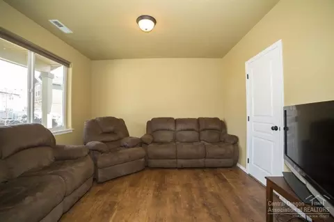 61127 Cone Flower St, Bend, OR 97702 photo 6