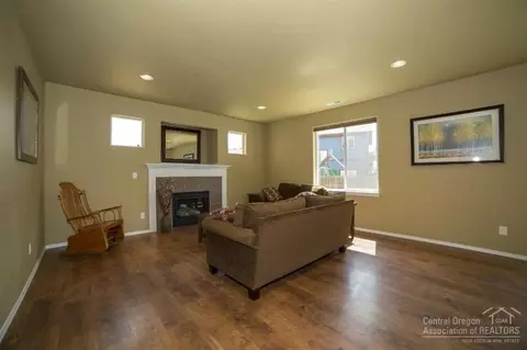 61127 Cone Flower St, Bend, OR 97702 photo 3